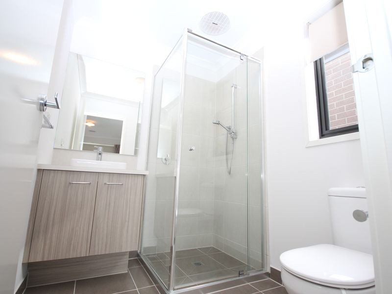 8 Silverwood Drive, Greenvale VIC 3059