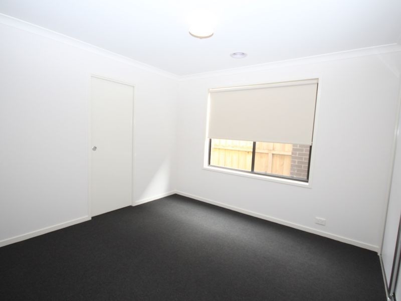 8 Silverwood Drive, Greenvale VIC 3059