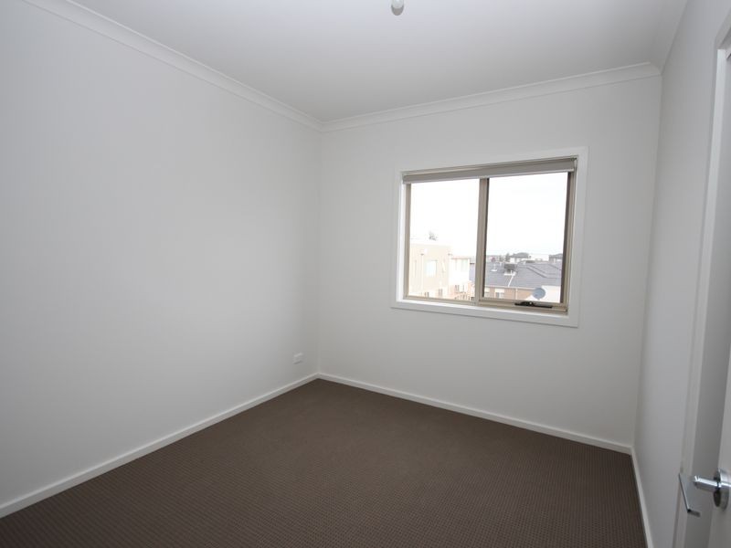 4/198 Newbury Blvd, Craigieburn VIC 3064