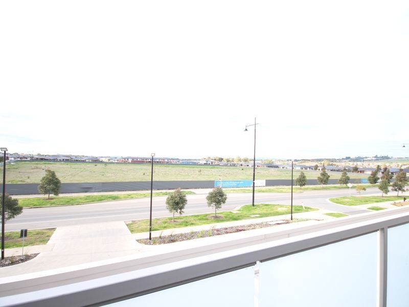 4/198 Newbury Blvd, Craigieburn VIC 3064