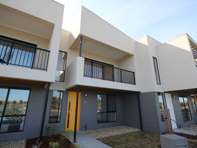 8 Yarramie Circuit, Craigieburn VIC 3064