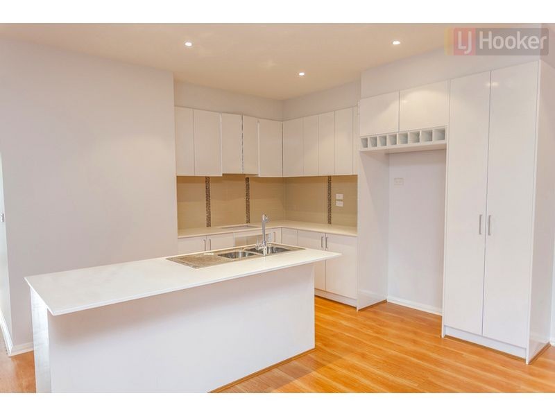 2 Doughty Rd, Craigieburn VIC 3064