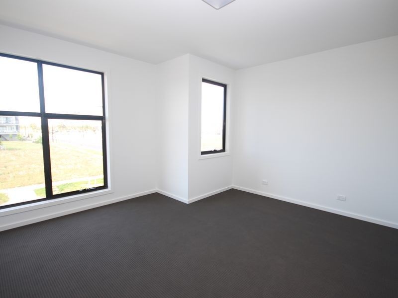 52 Furlong St, Craigieburn VIC 3064