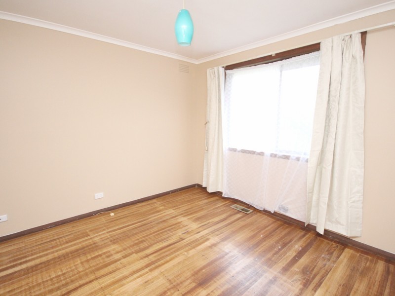 39 Wattleglen St, Craigieburn VIC 3064