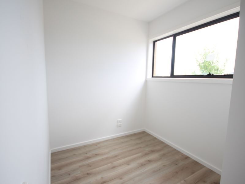 48 Furlong St, Craigieburn VIC 3064