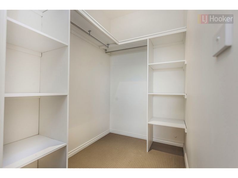 102/96 Newbury Blvd, Craigieburn VIC 3064