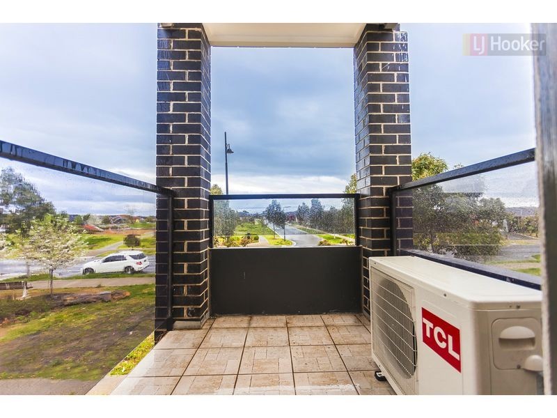 102/96 Newbury Blvd, Craigieburn VIC 3064