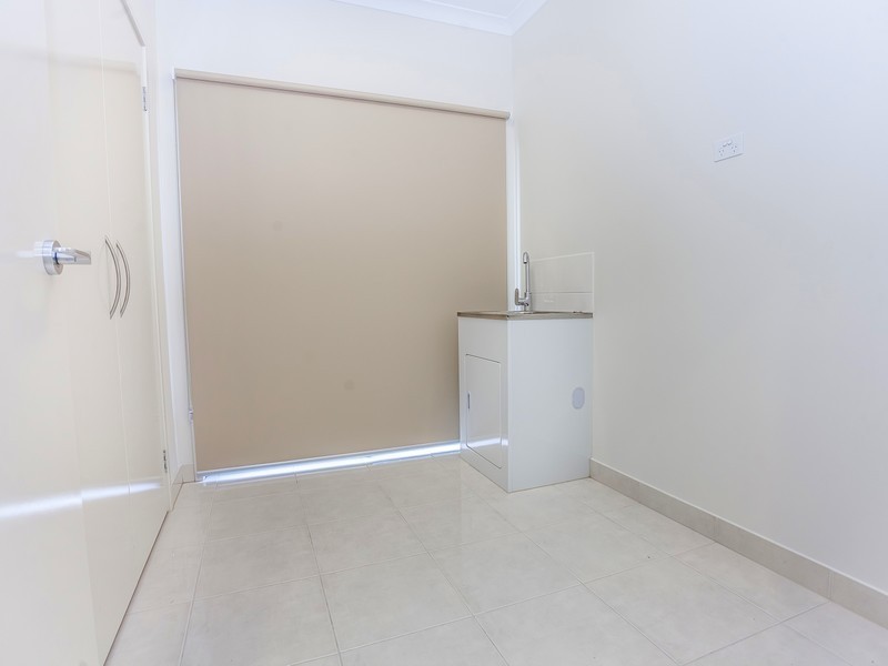 10 Scoria Circuit, Craigieburn VIC 3064