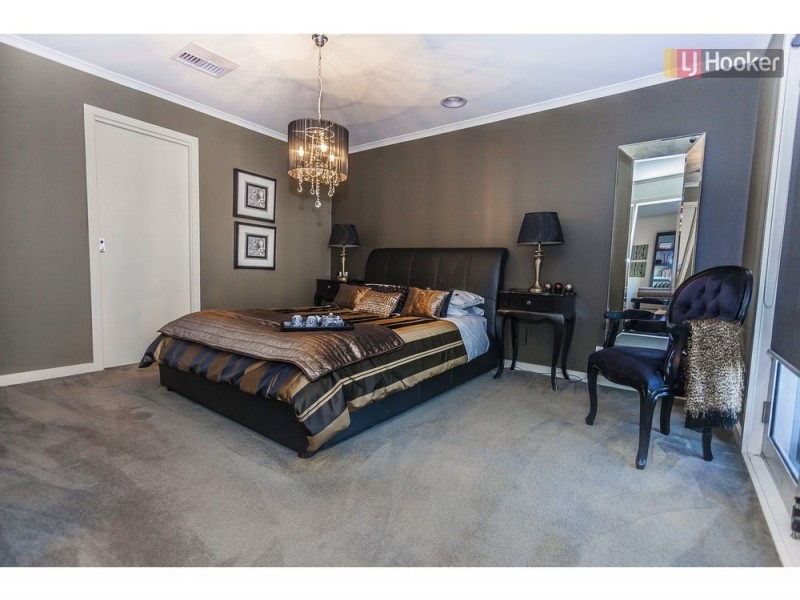 45 Bellfield Drive, Craigieburn VIC 3064