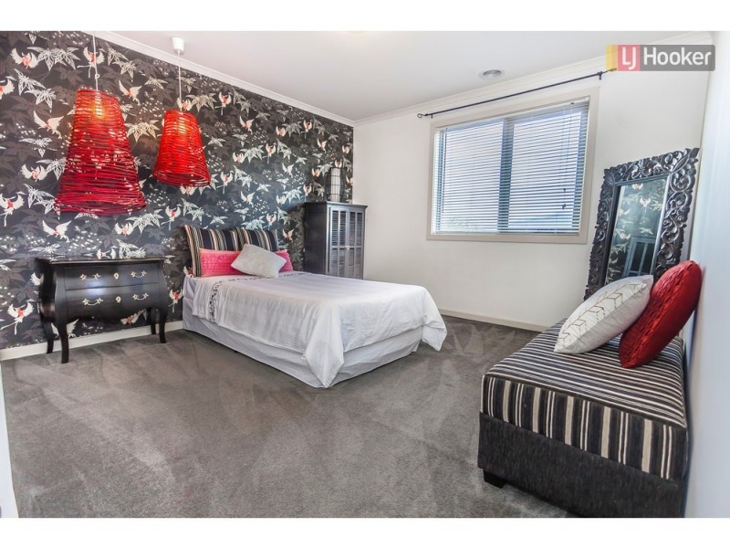 45 Bellfield Drive, Craigieburn VIC 3064
