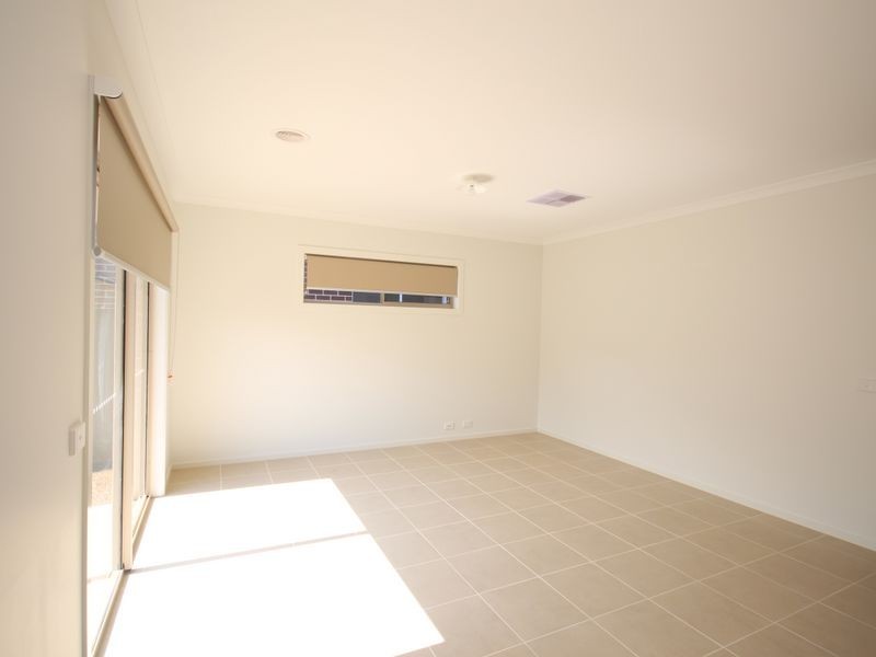 30 Bandicoot Road, Craigieburn VIC 3064