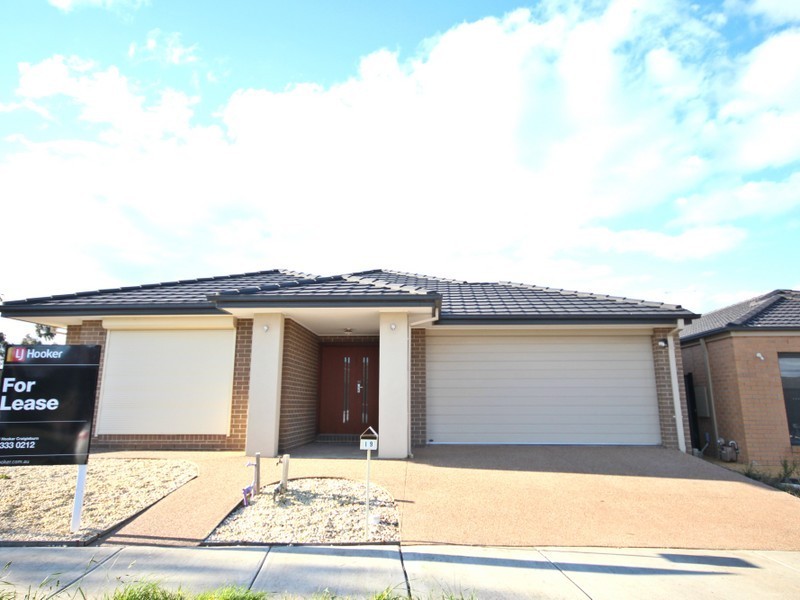 19 Serenity Way, Craigieburn VIC 3064