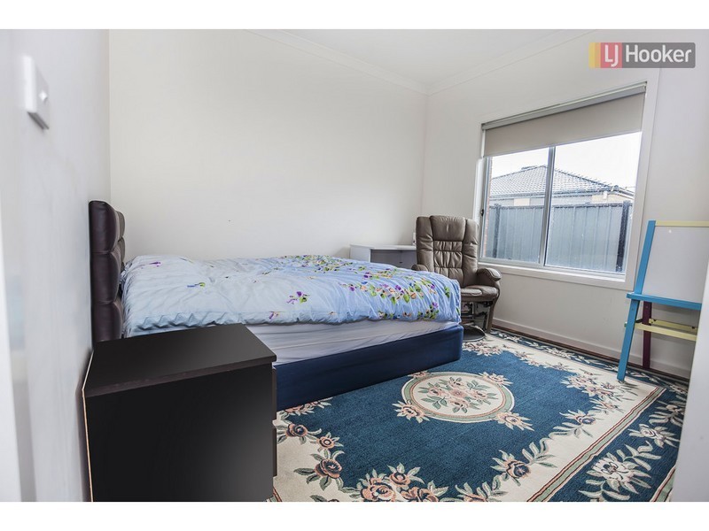 30 Periwinkle Circuit, Craigieburn VIC 3064
