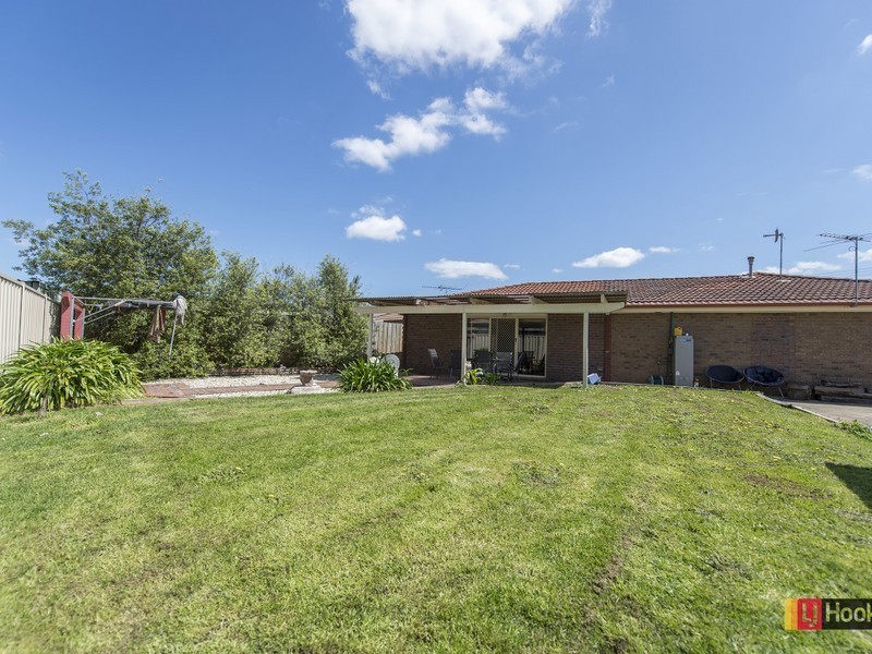 10 Watchet Court, Craigieburn VIC 3064