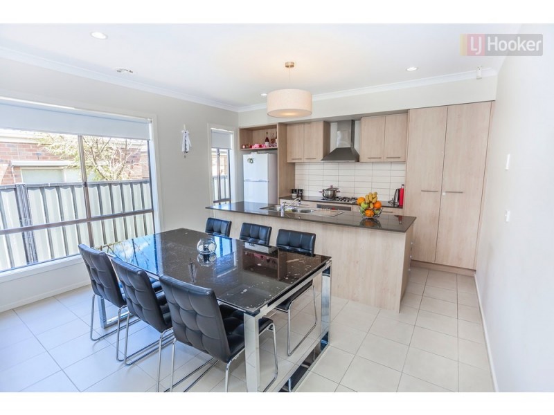 35 Daymar Circuit, Craigieburn VIC 3064