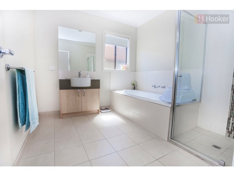 35 Daymar Circuit, Craigieburn VIC 3064