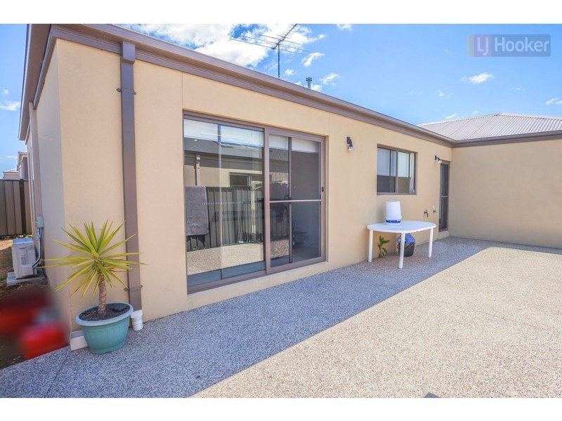 35 Daymar Circuit, Craigieburn VIC 3064