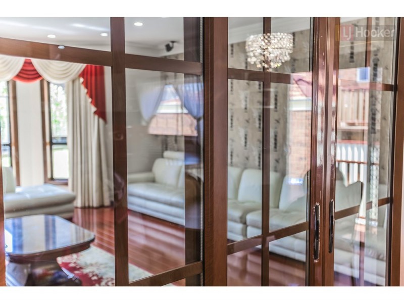 36 Adderley Drive, Greenvale VIC 3059