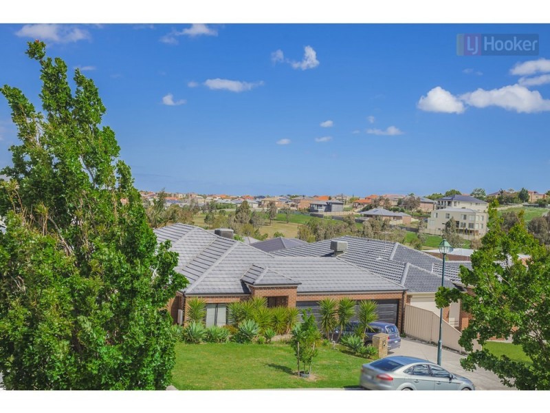 36 Adderley Drive, Greenvale VIC 3059