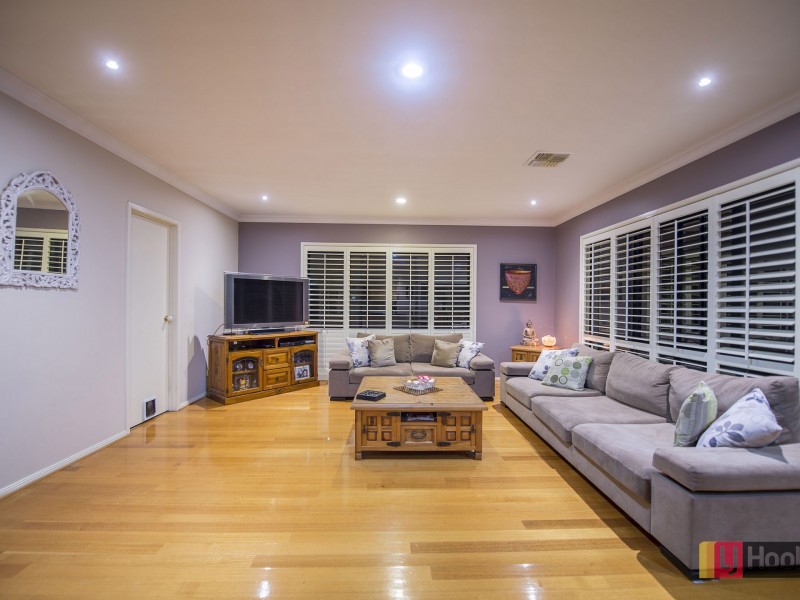 8 Boyden Square, Roxburgh Park VIC 3064