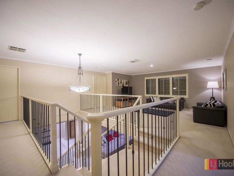 8 Boyden Square, Roxburgh Park VIC 3064