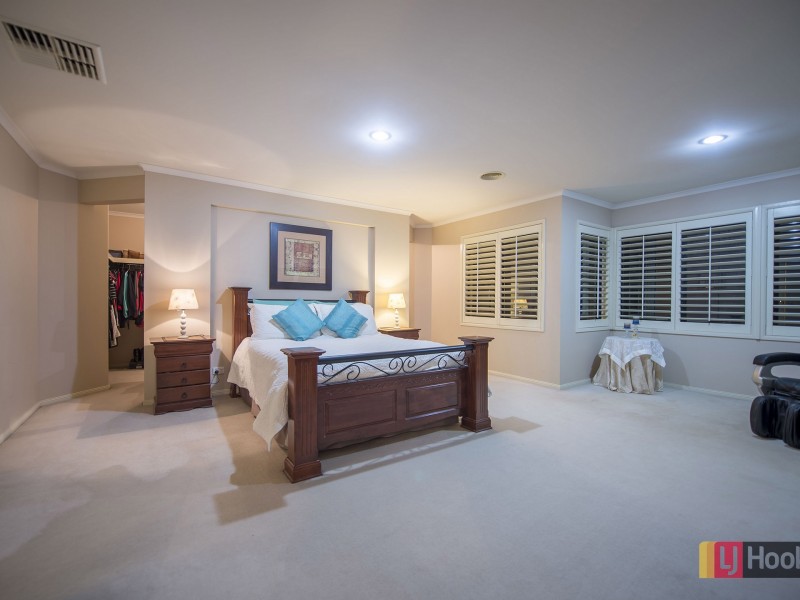 8 Boyden Square, Roxburgh Park VIC 3064