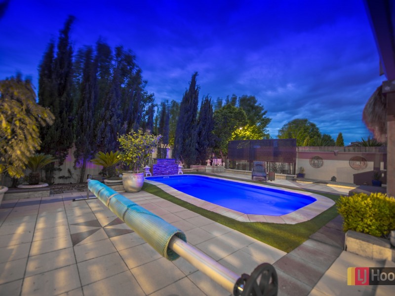 8 Boyden Square, Roxburgh Park VIC 3064