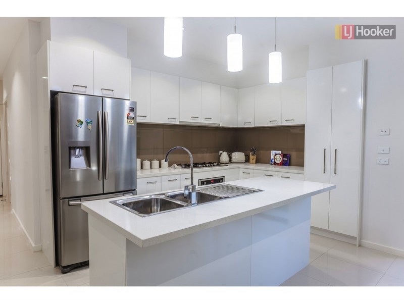 29 Calm Avenue, Craigieburn VIC 3064