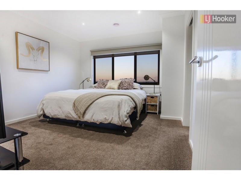 29 Calm Avenue, Craigieburn VIC 3064