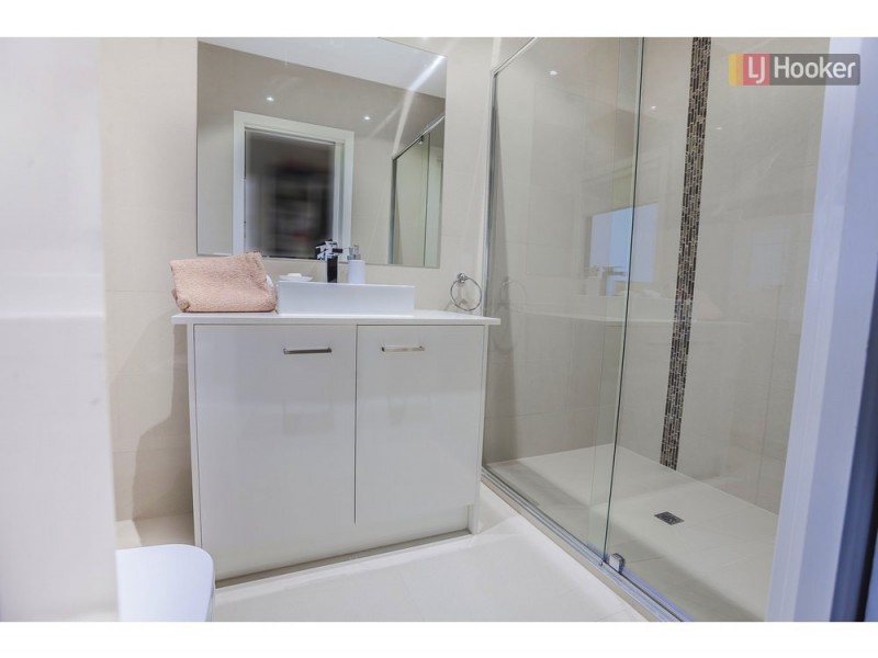 29 Calm Avenue, Craigieburn VIC 3064