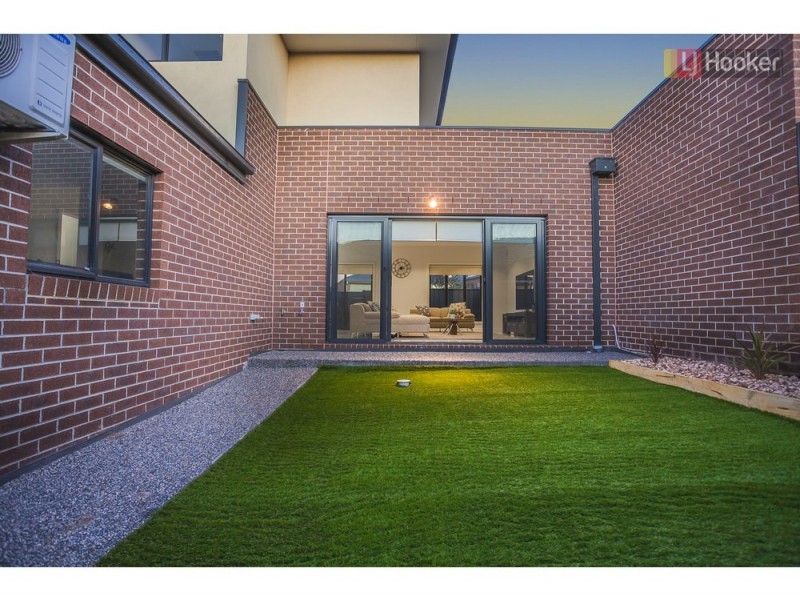 29 Calm Avenue, Craigieburn VIC 3064