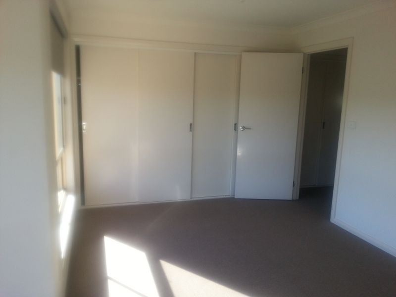1/10 Shankland Blvd, Meadow Heights VIC 3048