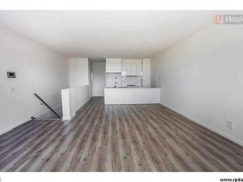 42 Furlong St, Craigieburn VIC 3064