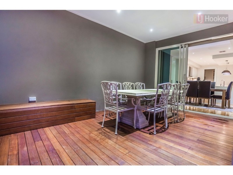 24 Champion Parade, Craigieburn VIC 3064