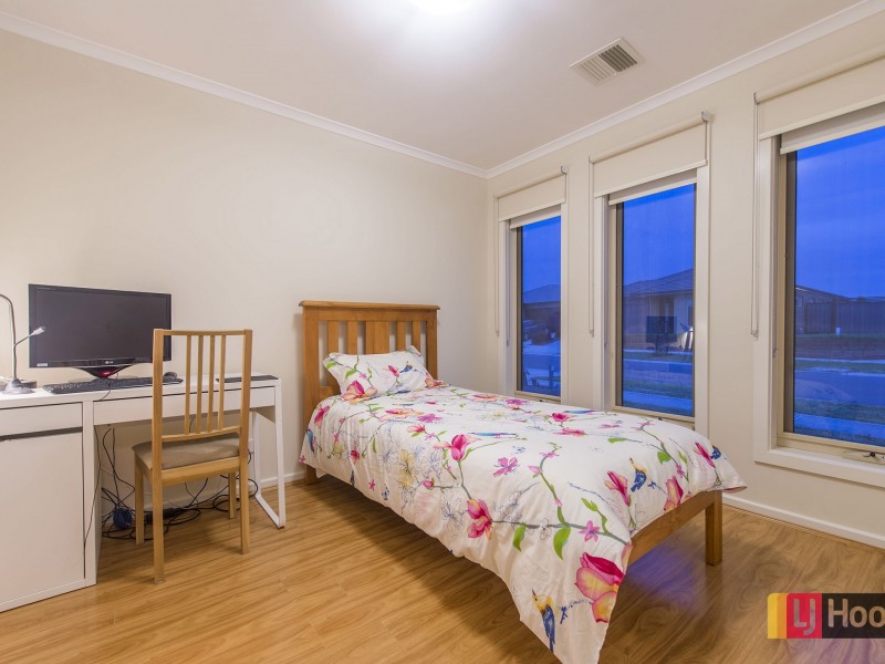 49 Wattletree Street, Craigieburn VIC 3064