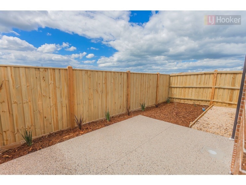 5 Degraves Street, Mickleham VIC 3064