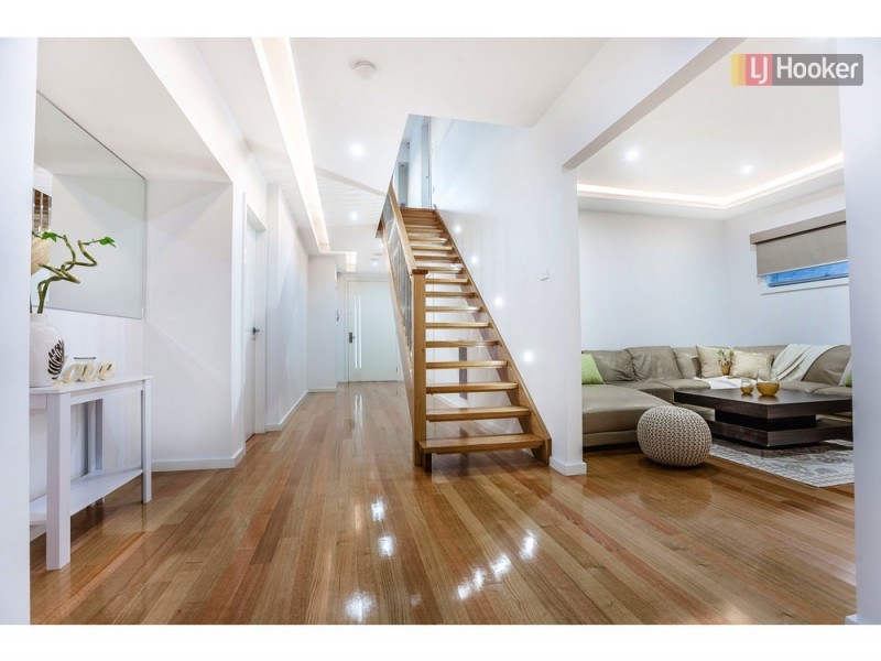 12 Brentwick Drive, Craigieburn VIC 3064