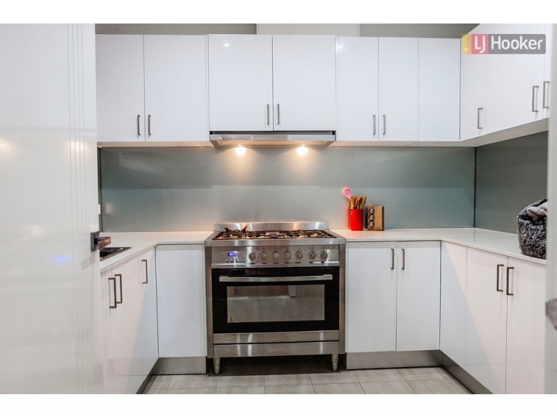 12 Brentwick Drive, Craigieburn VIC 3064