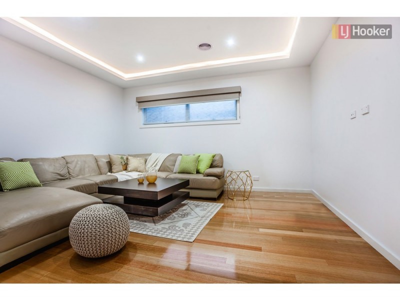 12 Brentwick Drive, Craigieburn VIC 3064