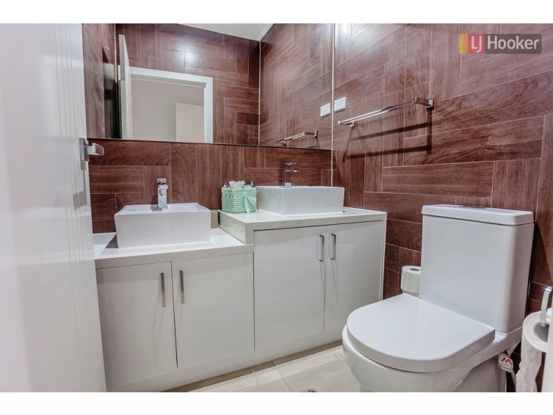 12 Brentwick Drive, Craigieburn VIC 3064