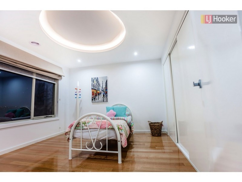 12 Brentwick Drive, Craigieburn VIC 3064