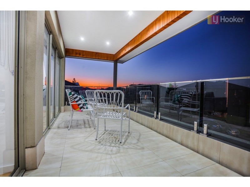 12 Brentwick Drive, Craigieburn VIC 3064