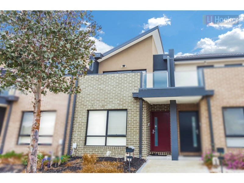 26 Faith Grange, Craigieburn VIC 3064