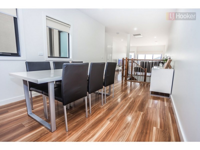 26 Faith Grange, Craigieburn VIC 3064