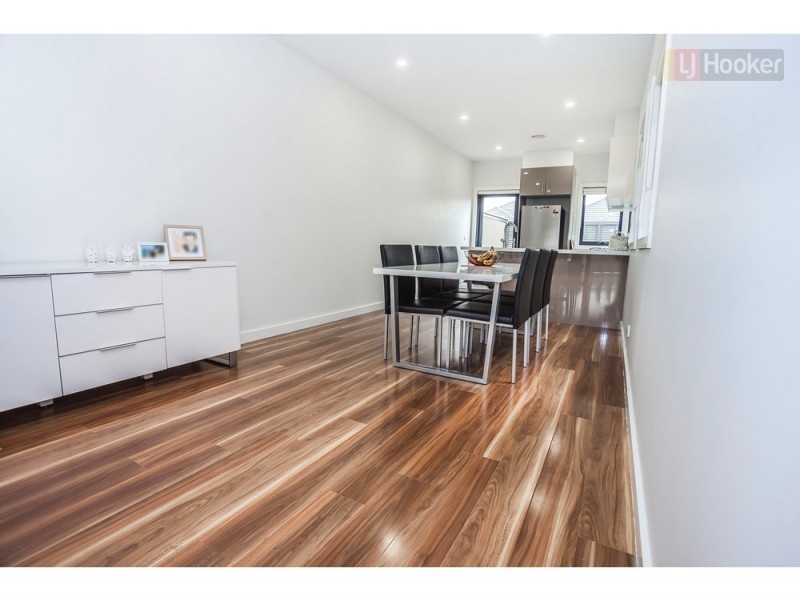 26 Faith Grange, Craigieburn VIC 3064