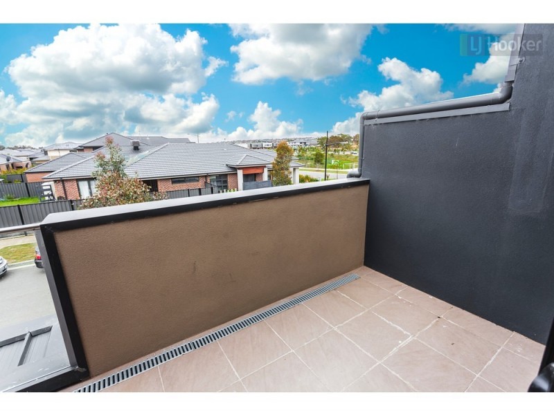 26 Faith Grange, Craigieburn VIC 3064