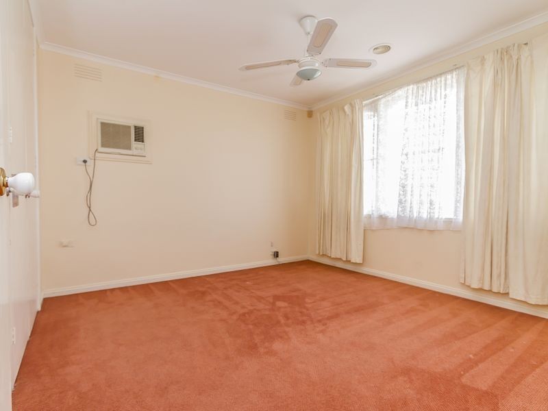 19 Lee Street, Craigieburn VIC 3064