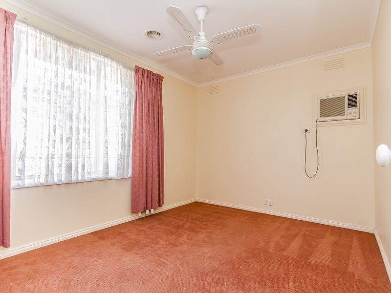 19 Lee Street, Craigieburn VIC 3064