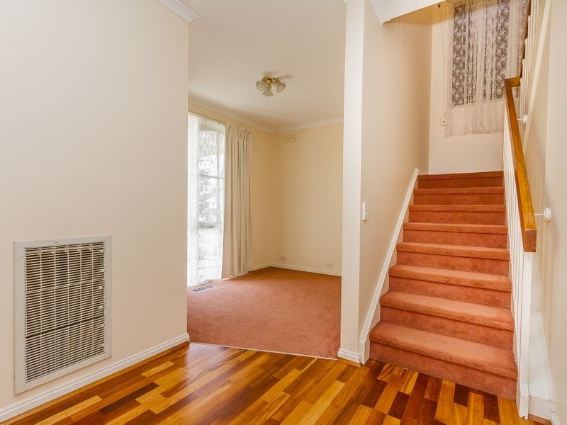 19 Lee Street, Craigieburn VIC 3064