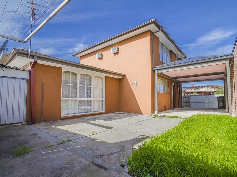 19 Lee Street, Craigieburn VIC 3064